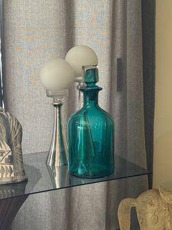 Large Vintage MCM Teal / Turquoise Blown Art Glass Decanter