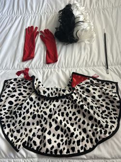 Cruella de vil Disney Costume Child Size 6/7 101 Dalmations Halloween 