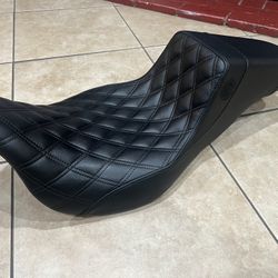 Harley Seat