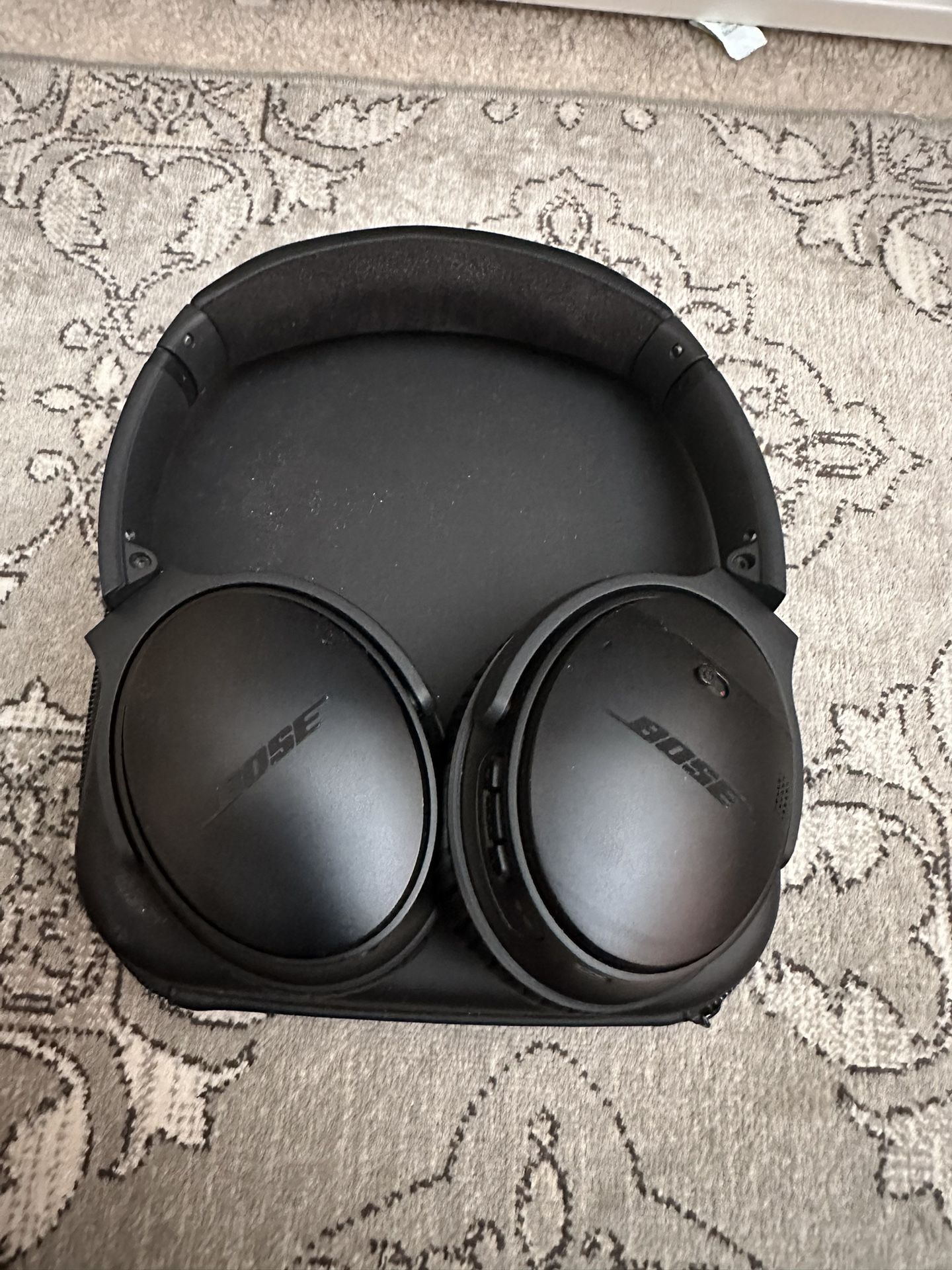 Bose QuietComfort 35 Overhead Headphones