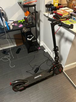 Electric Scooter (PRICE NEGOTIABLE)