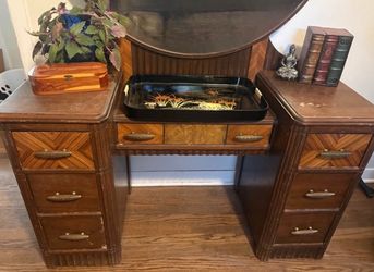 Vintage Antique Art Deco “Waterfall” style vanity dressing table with large mirror