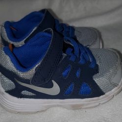 Nike Toddler Size 5c Shoes
