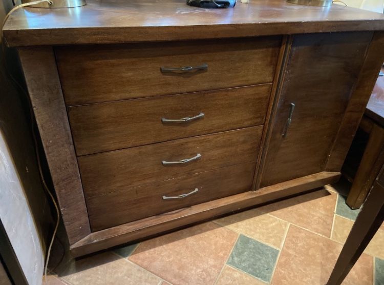 Beautiful Solid Wood Bassett Chest