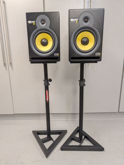KRK Rokit 8 Gen 2 with JamStands