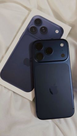 iPhone 17 Pro Max Deep Blue
