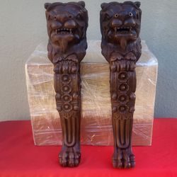 Pair Of Antique-Style Carved Lion Pedestal Post/ Corbels