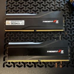 DDR5 Trident PRO Z 32b 6000hz 