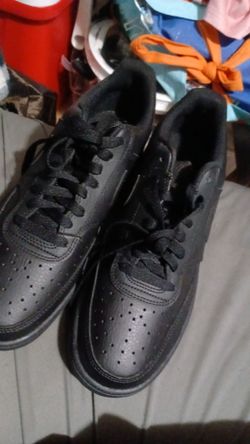 Nike Air Force 1 All Black Low-Top Sneakers