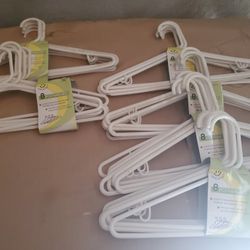 Plastic Coat Hangers 