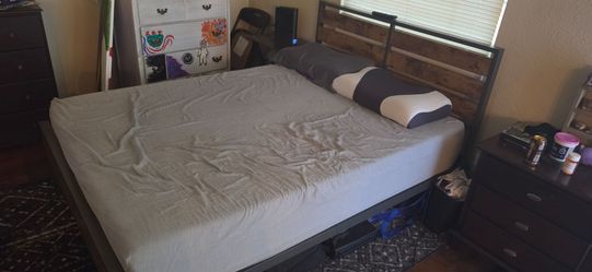 Bed and bedframe