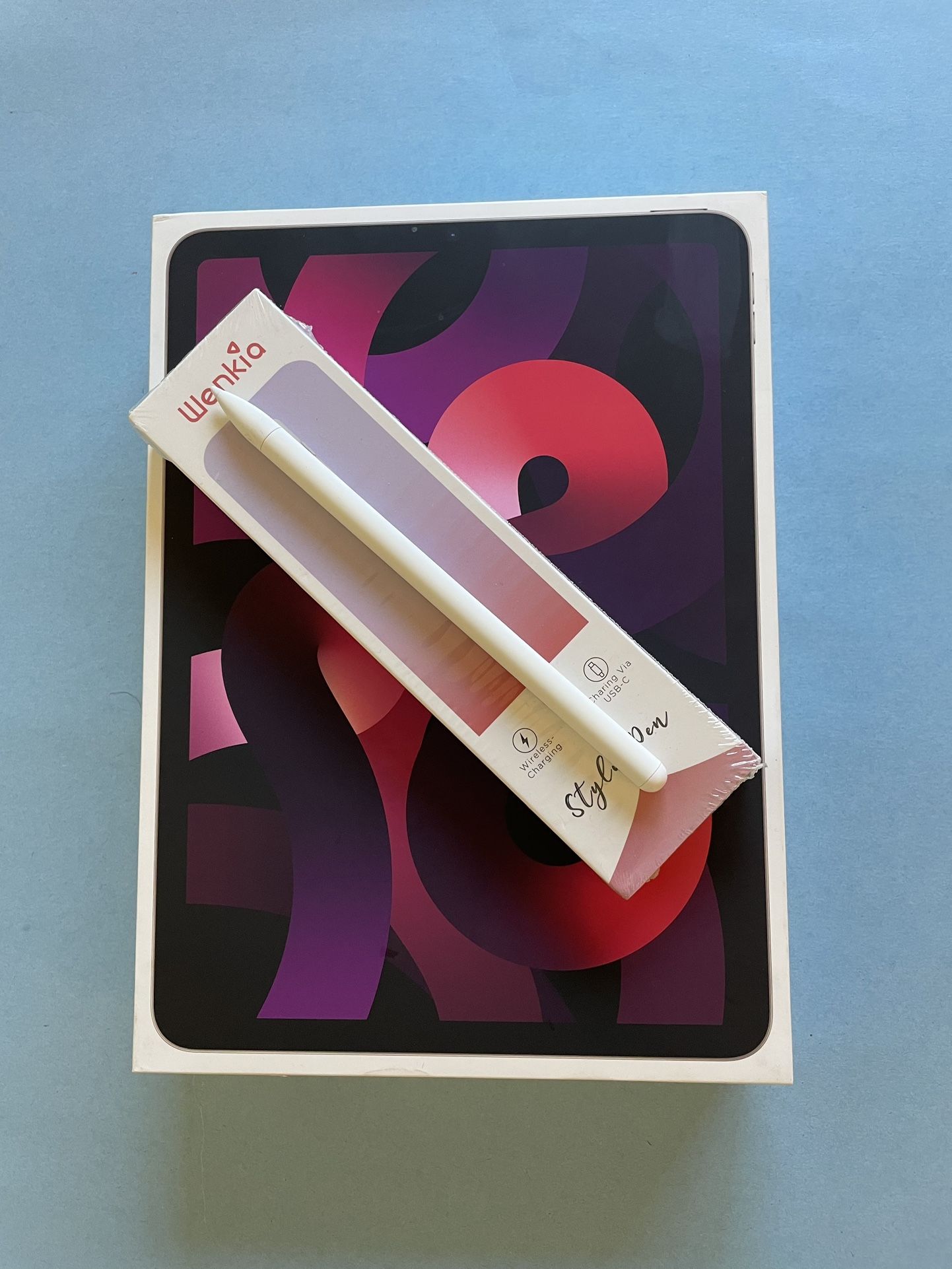  Apple iPad 5th Generation (M1 Chip / Pink Color) 64Gb With Pen, Keyboard Accessories 