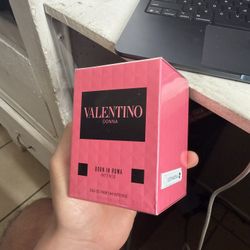 Valentino Donna Born In Roma Eau De Parfum Intense 