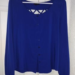 Long sleeve dressing shirt 