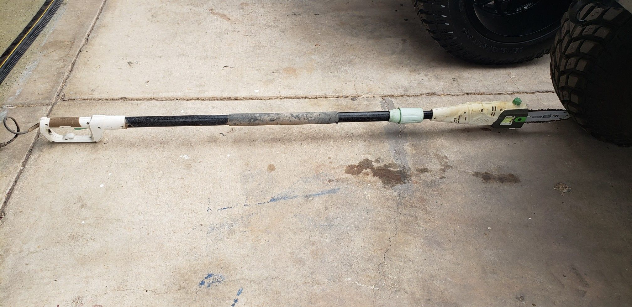 Electric pole saw