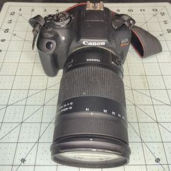 Canon Rebel T7 