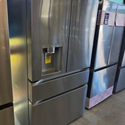 New  - Standard-Depth MAX 28.6 Cu. Ft. 4-Door French Door Smart Refrigerator with Full-Convert Dra