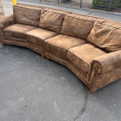 Broyhill Couch Free Delivery 