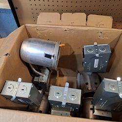 LED Halo recessed can light housing