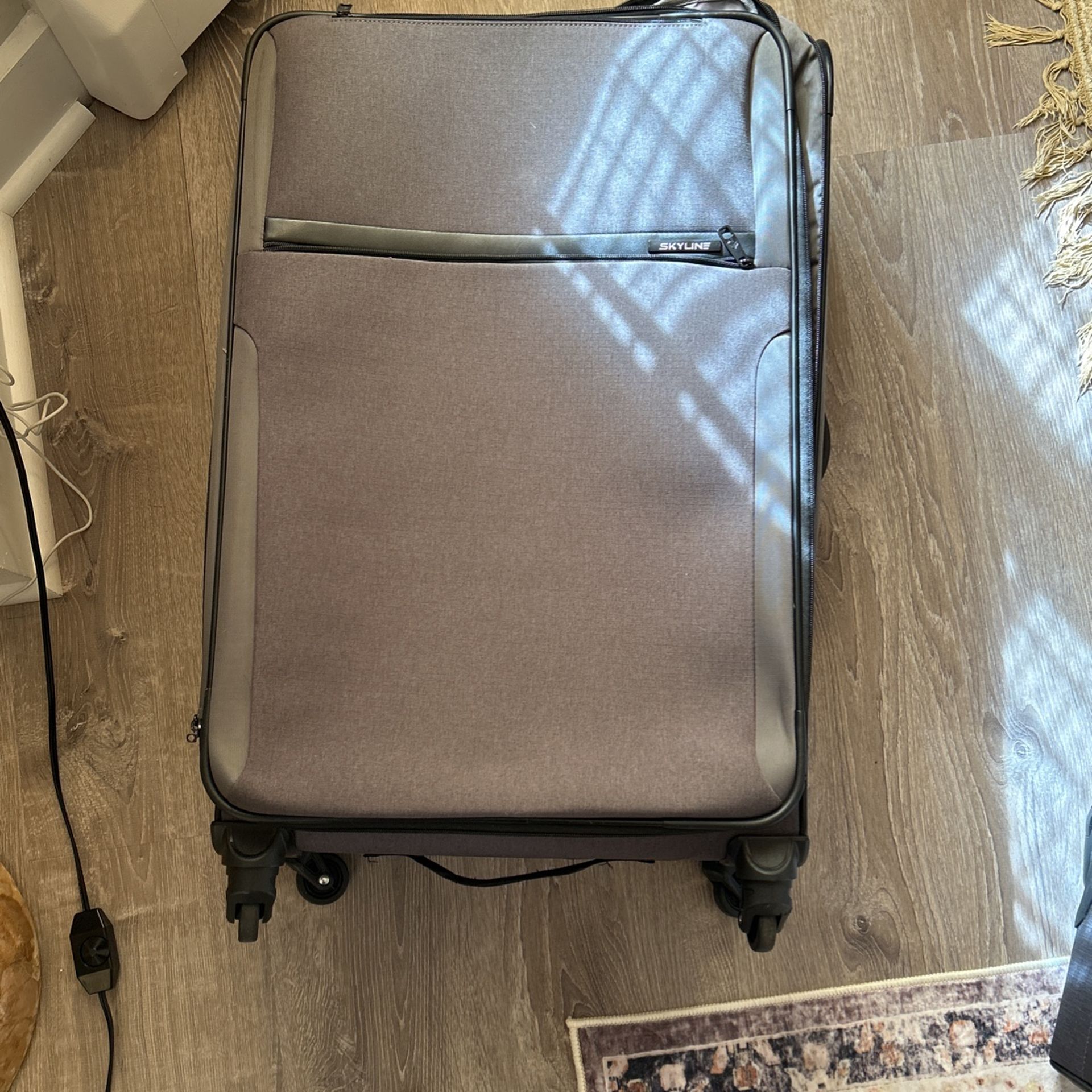 Skyline Suitcase (Quantity 2)
