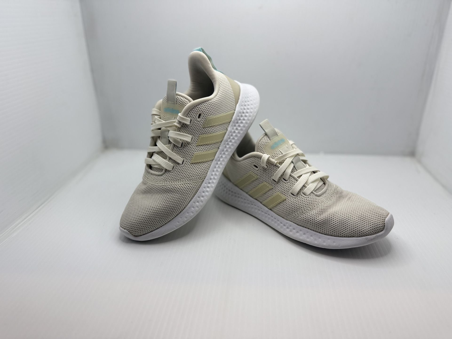 Adidas PrimeBlue Like New Women’s Size 7