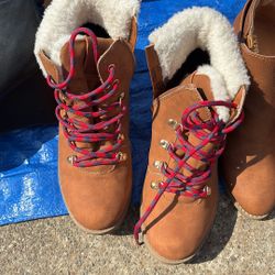 Steve Madden Boots 