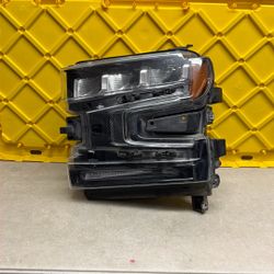 Chevrolet Silverado  Headlight Left 2019 2020 2021 2022 