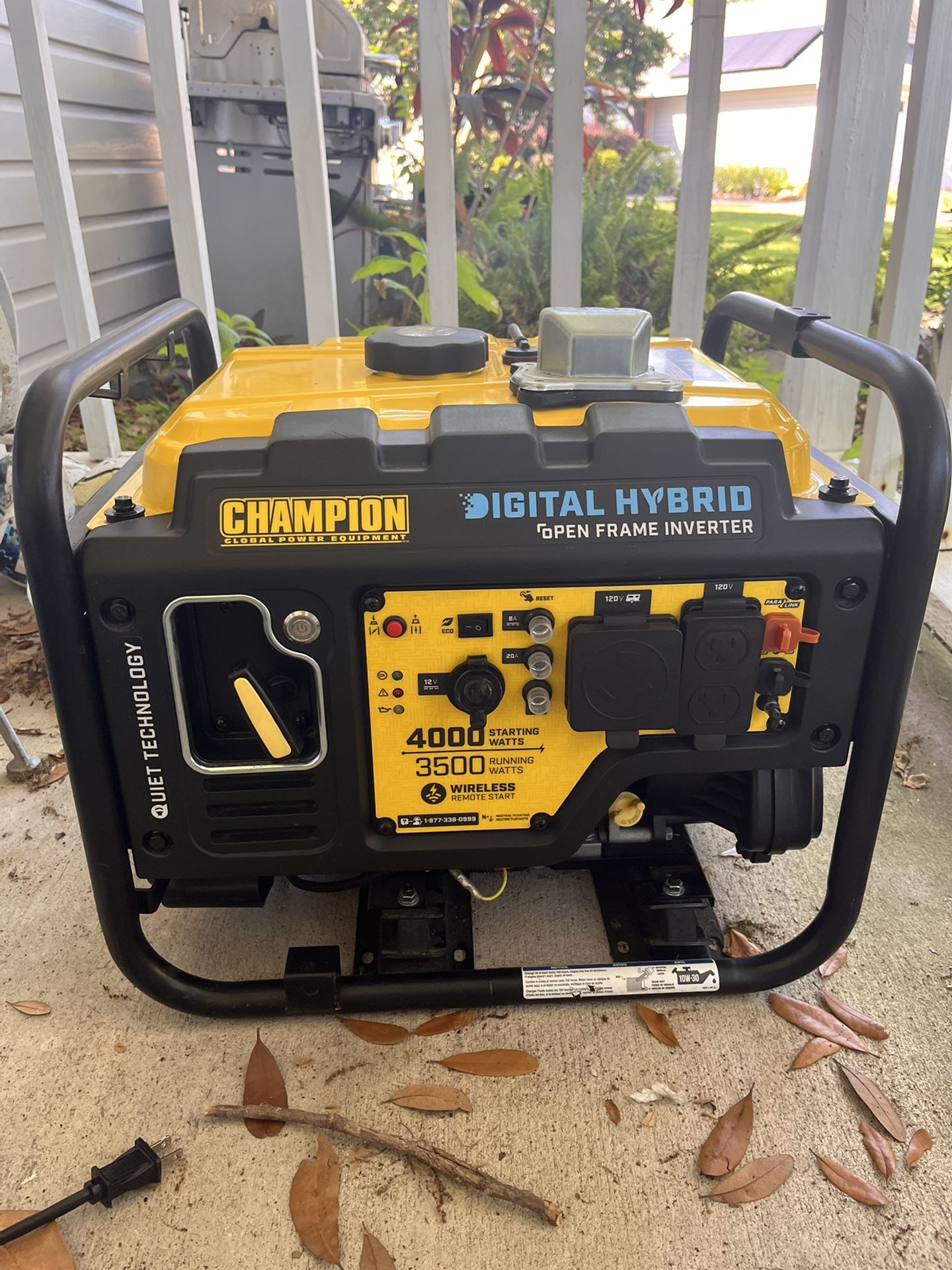 Champion 3500 Wireless Digital Hybrid Generator/invertid