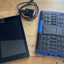 Fire 7 Tablet Twilight Blue /with Case and charger