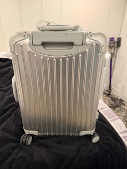 Rimowa Carry on