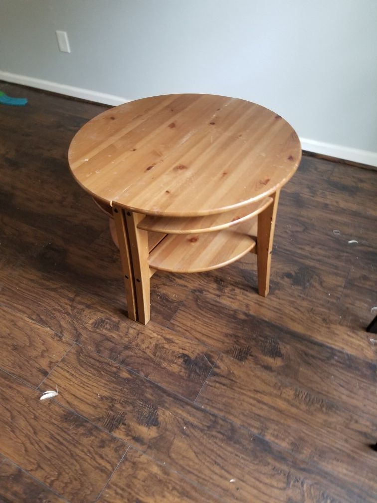 Ikea Lindhult Table