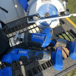 Kobalt Tool Set Leaf Blower And Bag Included Everything Seen In the Picture ( No Charger Included) You’ll Have To Buy One Online 
