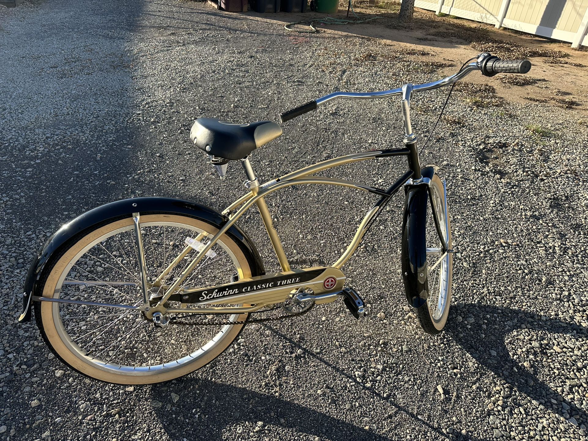 Schwinn Classic 3-Speed Cruiser – Gold/Black – Very Clean w/ Tiny Fender Marks $350