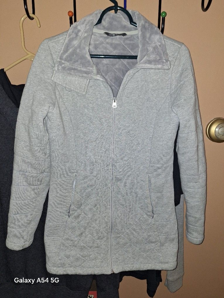 The North Face Jacket Women Gray Caroluna Diamond Quilted Fleece Full Zip size small $35