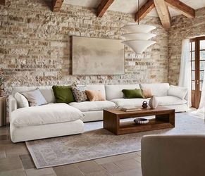 Exclusive OPPORTUNITY !!!! Unwind Modular 5-Piece Slipcovered Reversible Sectional Sofa with Ottoman