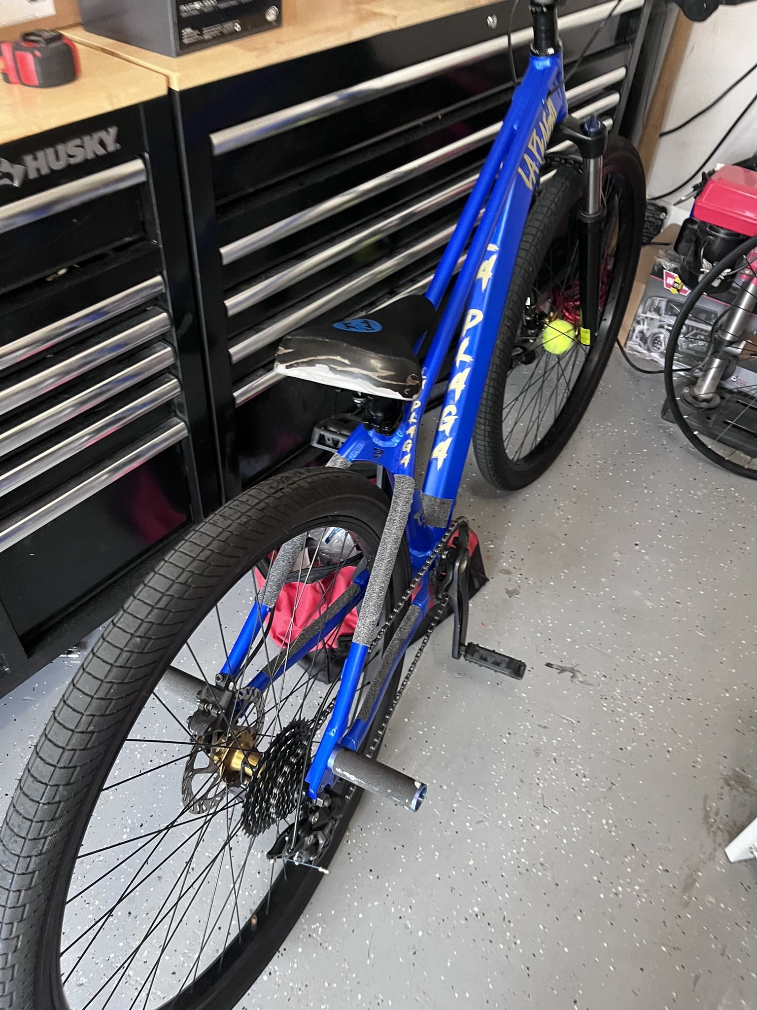 2024 la plaga bike