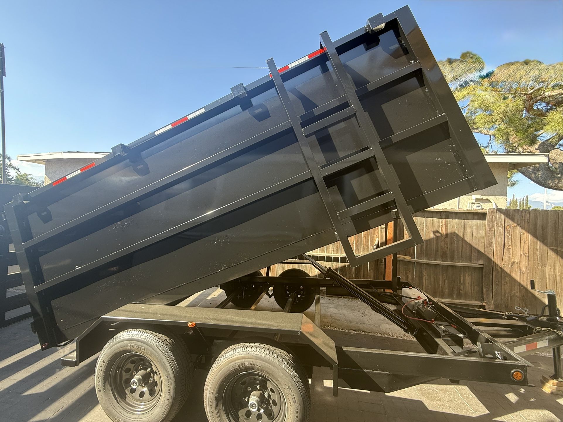 New Hydraulic Dump Trailer 2026