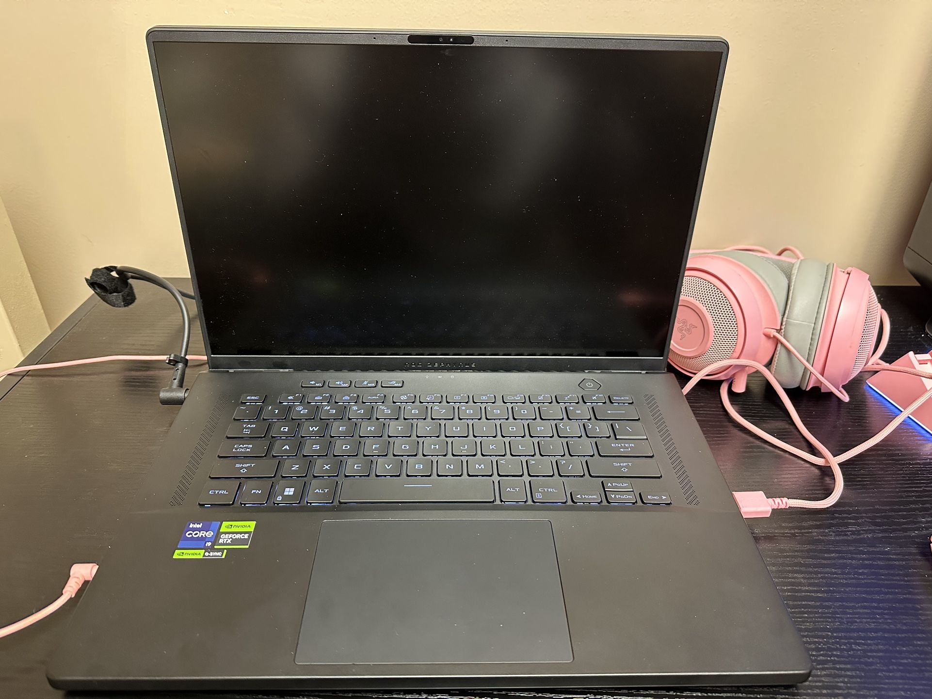 GAMING LAPTOP