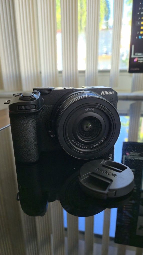 Nikon - Z 30 4K Mirrorless Camera with NIKKOR Z Lens. Used Once