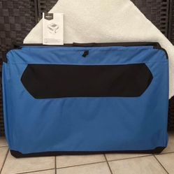42” AmazonBasics 3-Door Folding Soft Dog Crate with Carrying Bag and Fleece Bed - NEW