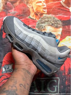 Air max size 9.5