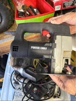 Jigsaw and electric drills (corded)