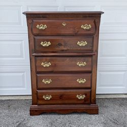 Vintage Solid Wood Chest of Drawers Dresser 