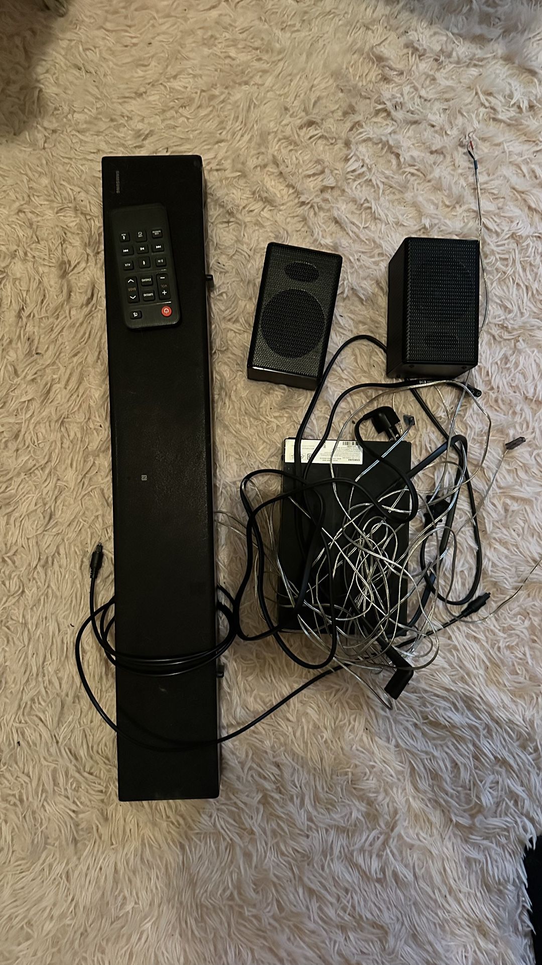 Samsung Soundbar With Back Speakers