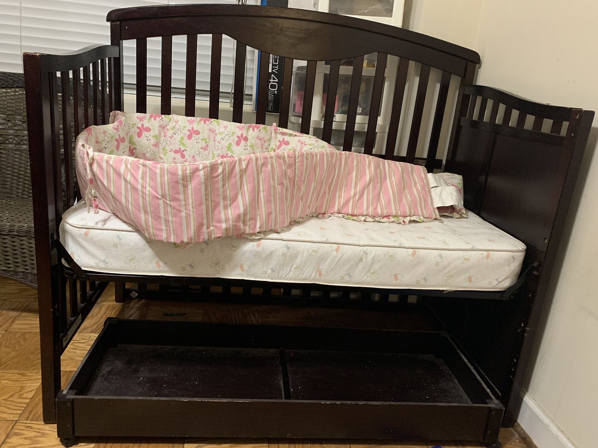 Baby crib - Remove and fix with bed