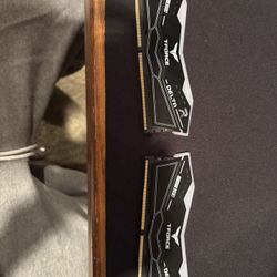 2 Sticks Tforce DDR5 16gb 5200mhz RBG