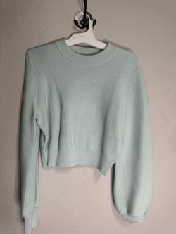 Women’s sweaters/shirts/blazer