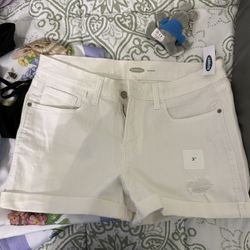 NWT Old Navy White Shorts