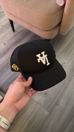 Authentic KTH LA TRUCKER BLACK SYMMETRY like new
