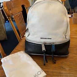 MK Michael Kors Ivory & black 2 Tone Leather Medium Size Backpack w/ Dust Bag
